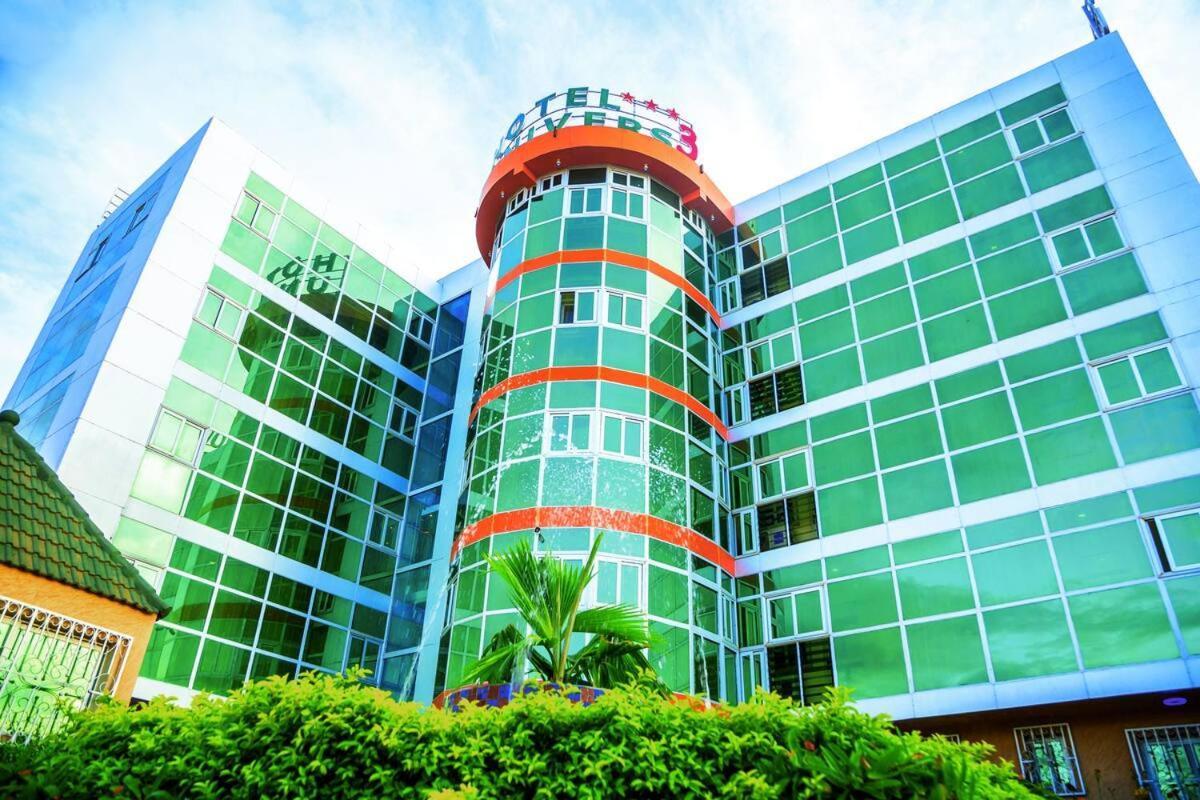 Hotel Univers 3 Aeroport Luxe Niamey Luaran gambar